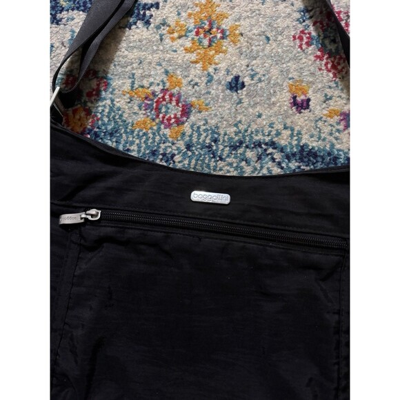 Baggallini Black Nylon Crossbody Bag - Picture 2 of 8